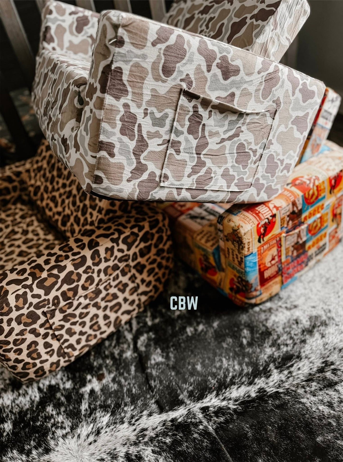 COZY COUCH ••PRE ORDER••