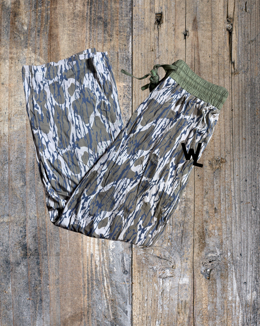 Women's Bottomland Camo Lounge Pants