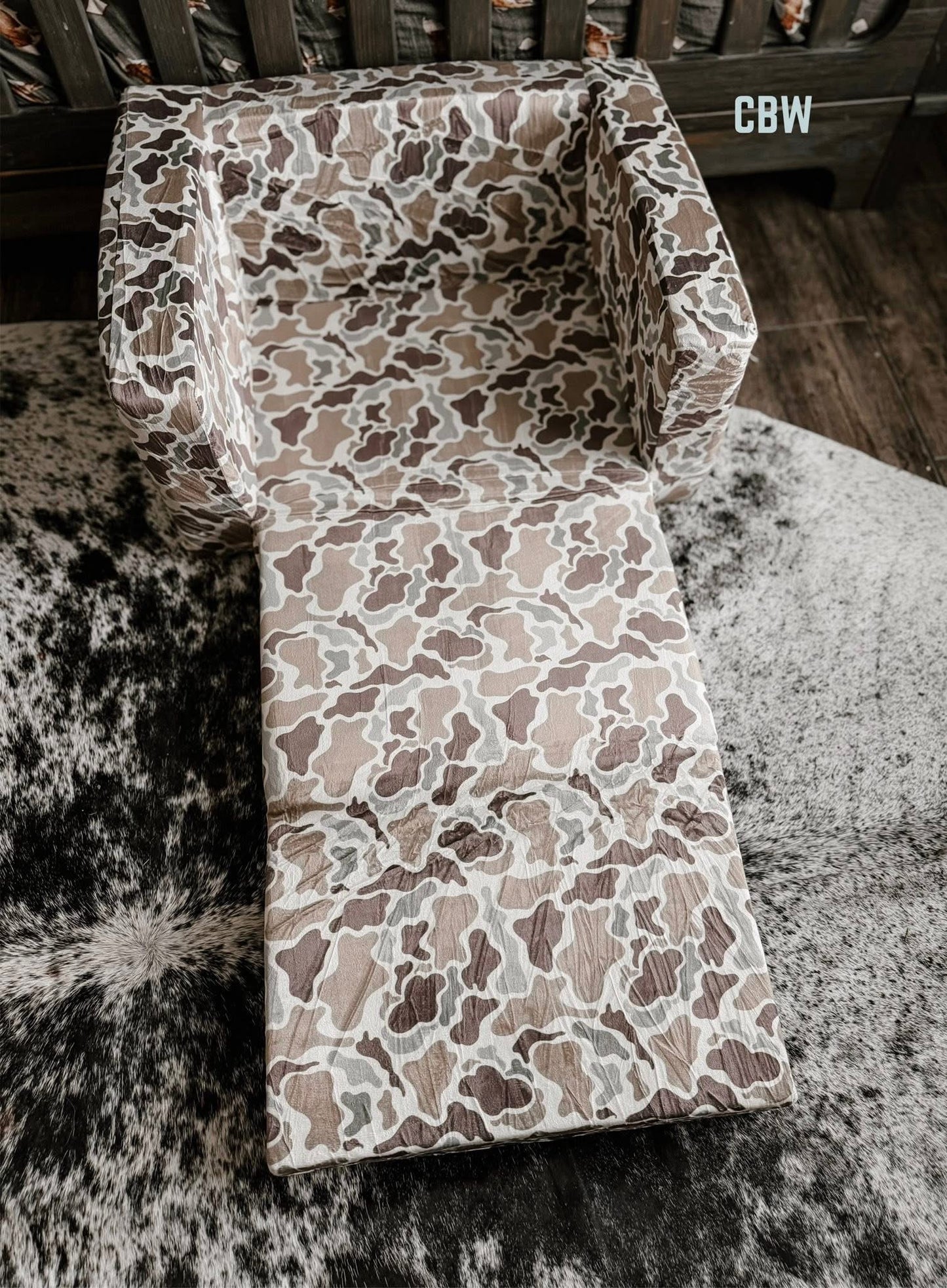 COZY COUCH ••PRE ORDER••