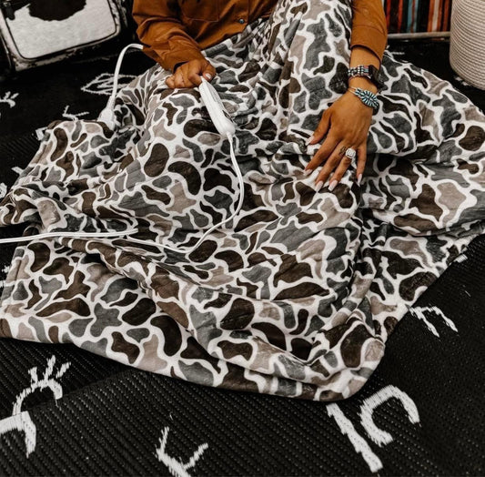 Camo Heated Blanket