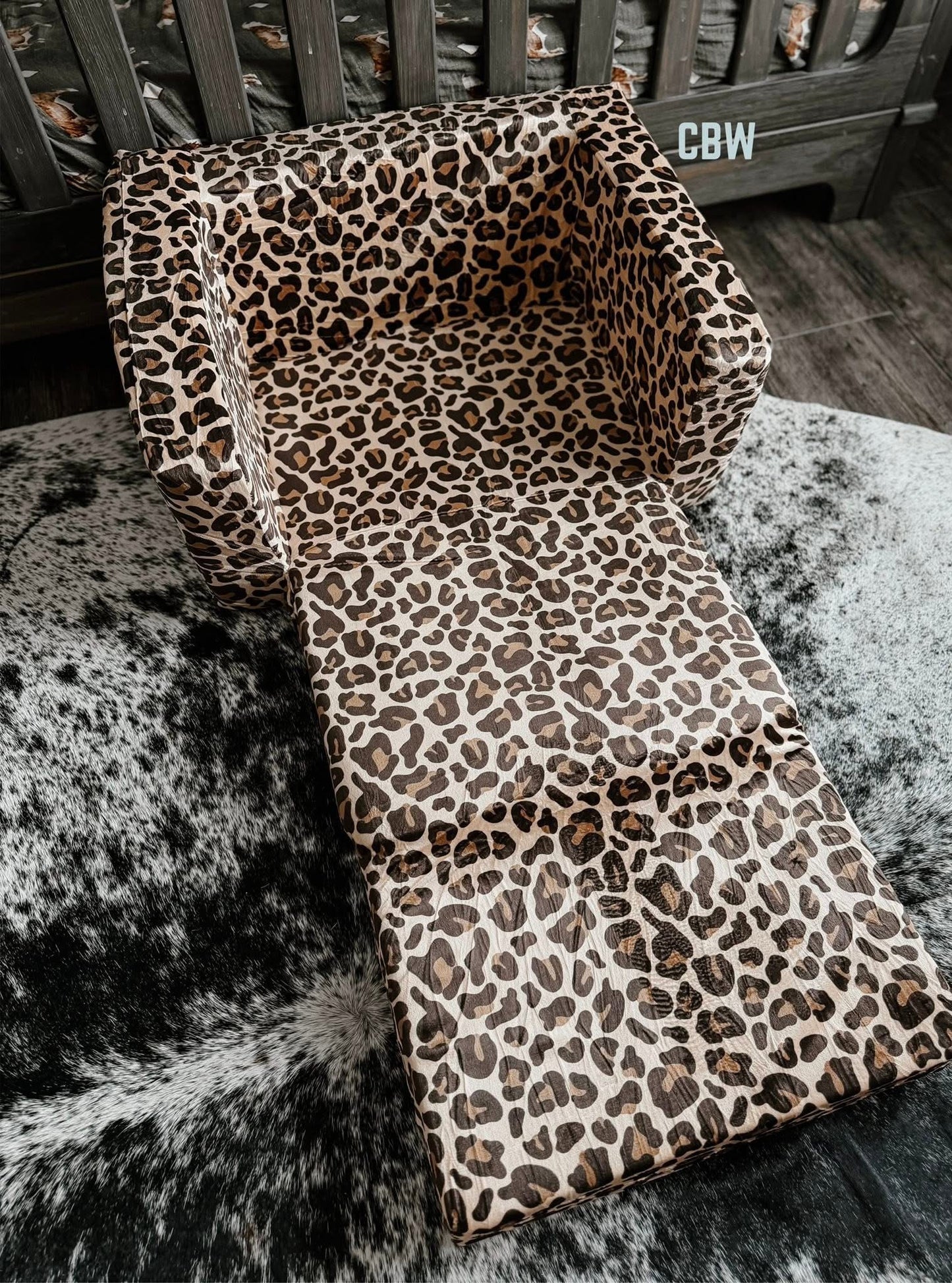 COZY COUCH ••PRE ORDER••