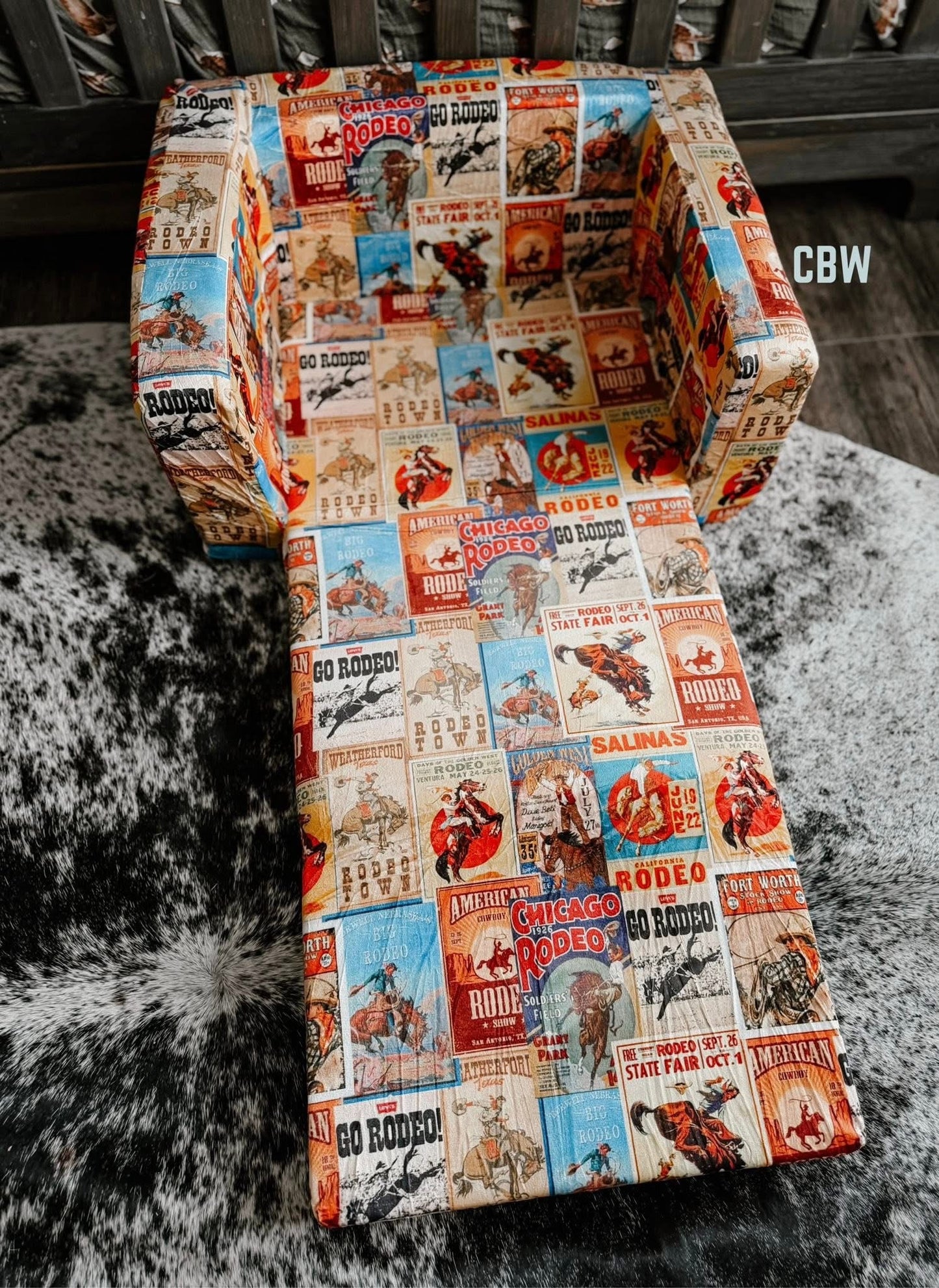 COZY COUCH ••PRE ORDER••