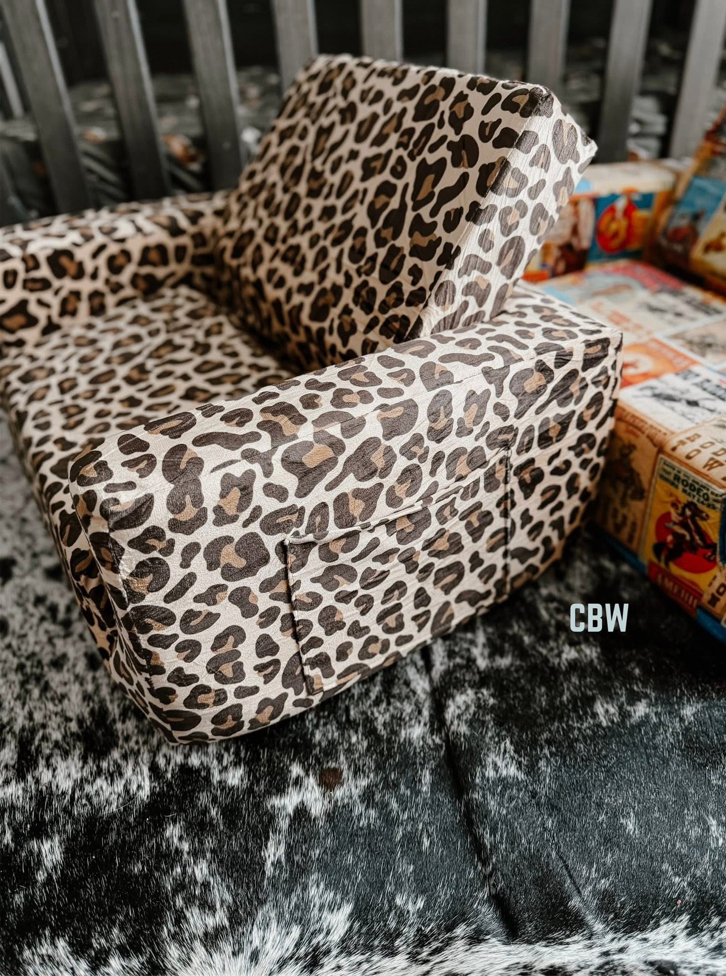 COZY COUCH ••PRE ORDER••